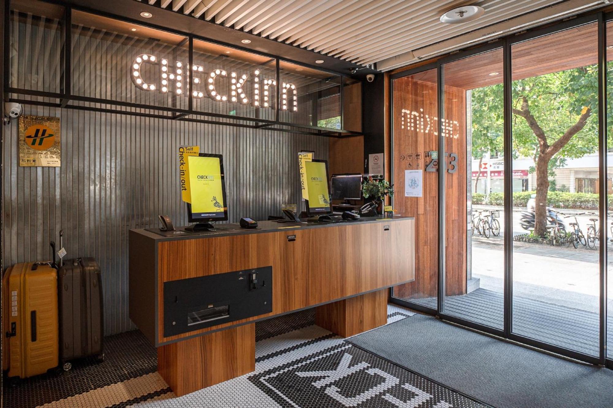 Check Inn Taipei Songjiang Экстерьер фото